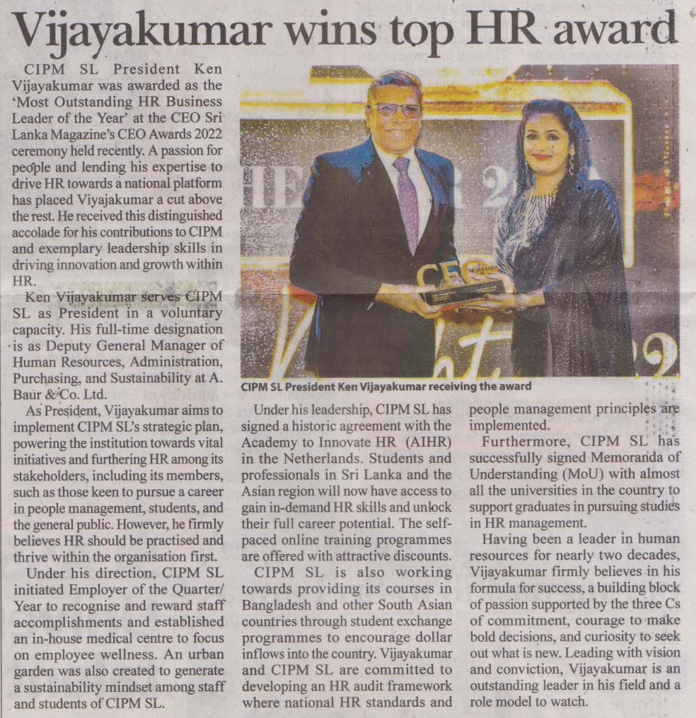 President CIPM SL Ken Vijayakumar wins Outstanding HR Leader of the Year at CEO Awards 2022